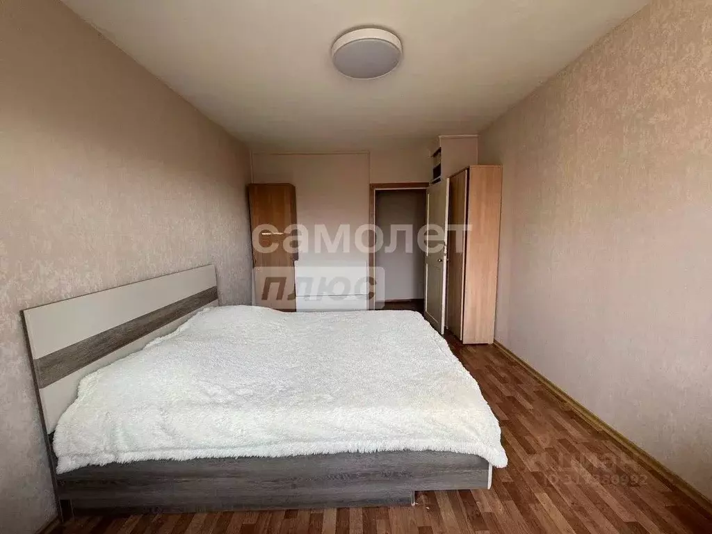 3-к кв. Свердловская область, Екатеринбург ул. Опалихинская, 27 (63.7 ... - Фото 1