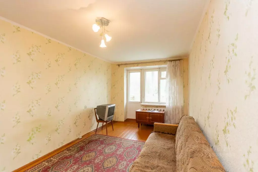 1-к кв. Оренбургская область, Оренбург Ленинская ул., 4А (30.0 м) - Фото 0