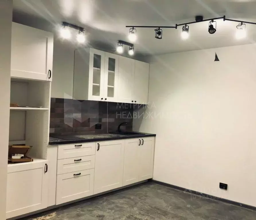 Студия Тюменская область, Тюмень ул. Газопромысловая, 1к1 (37.6 м) - Фото 1