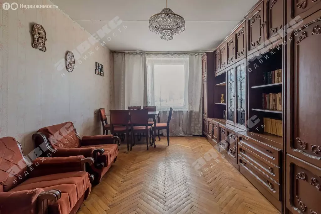 3-комнатная квартира: Санкт-Петербург, проспект Ветеранов, 47 (72.8 м) - Фото 1