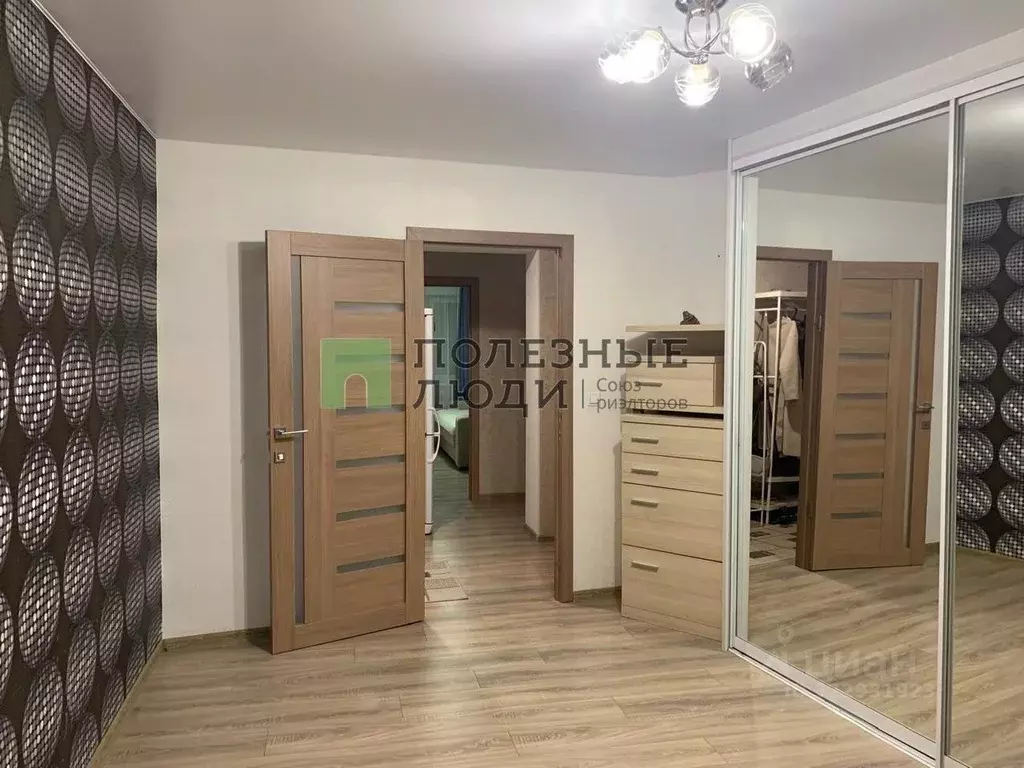 2-к кв. Курганская область, Курган Заозерный жилрайон, 7-й мкр, 18 ... - Фото 2