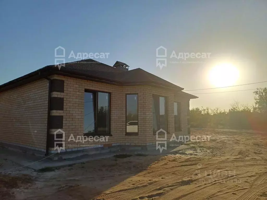 Дом в Волгоградская область, Светлоярский район, Кировское с/пос, ... - Фото 1