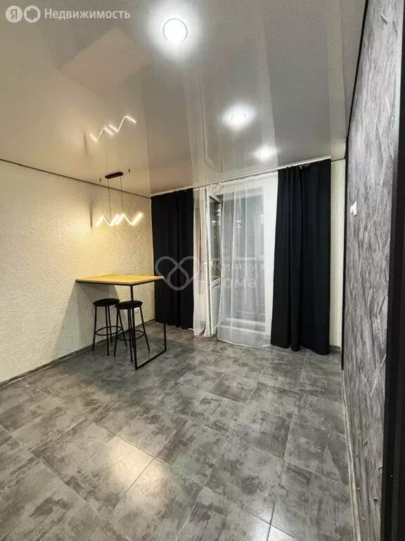 1-комнатная квартира: Волгоград, улица Быстрова, 100 (35 м) - Фото 1