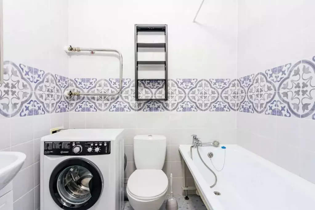 Студия Тюменская область, Тюмень ул. Новоселов, 115 (16.0 м) - Фото 2