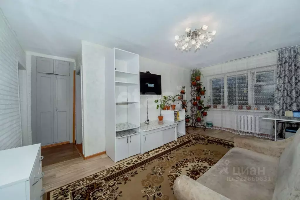 3-к кв. Алтайский край, Бийск ул. Разина, 102 (53.4 м) - Фото 1