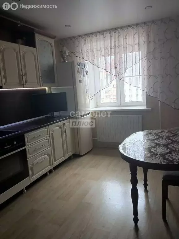 2-комнатная квартира: Миасс, улица 8 Июля, 22 (58 м) - Фото 2