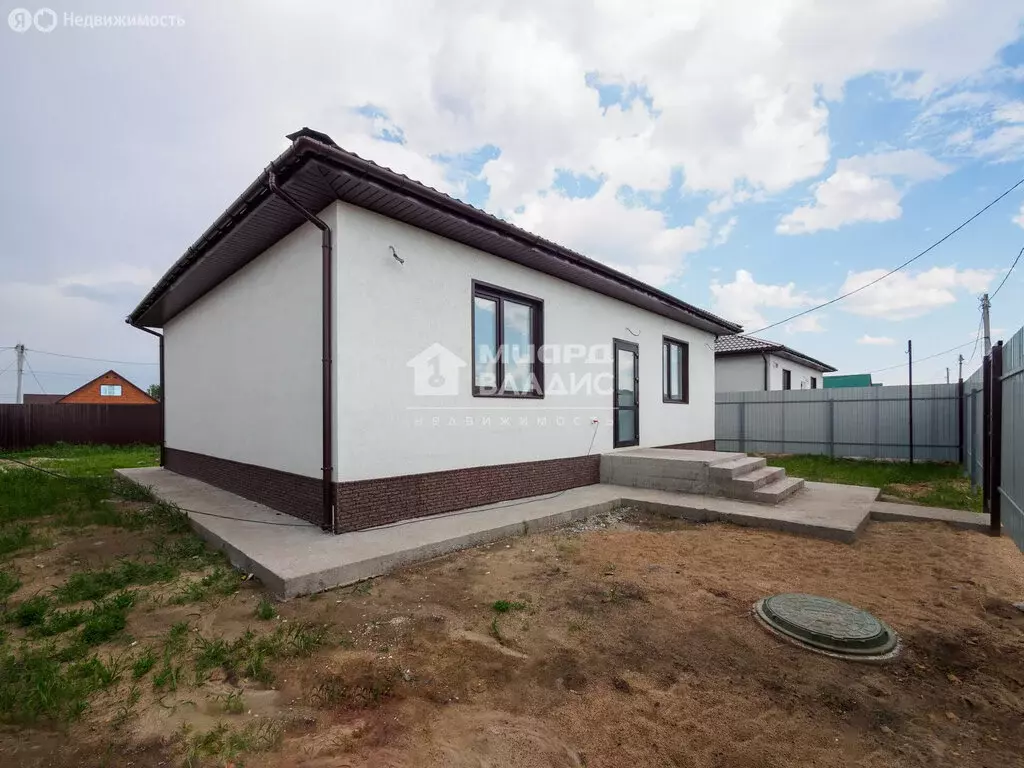 Дом в посёлок Магистральный, Кленовая улица, 21 (100 м) - Фото 2