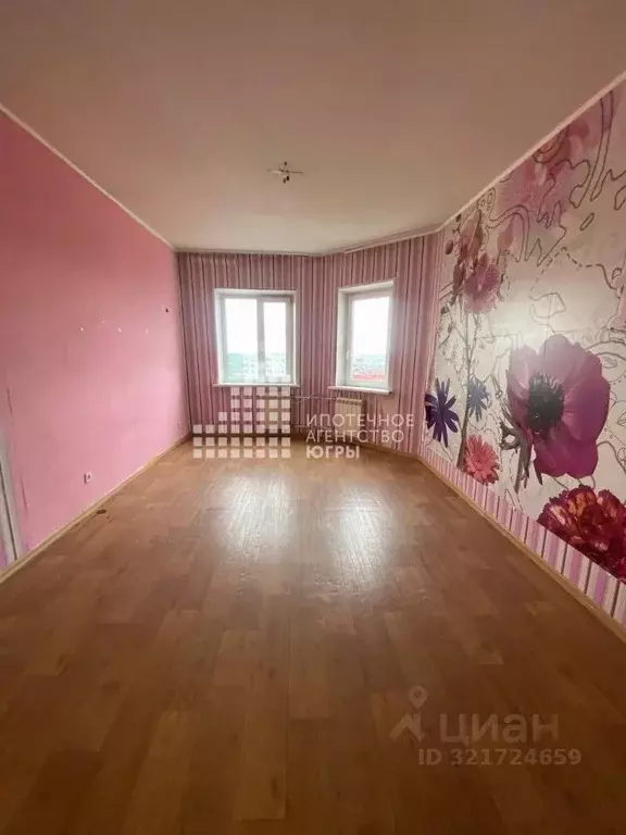 3-к кв. Ханты-Мансийский АО, Нижневартовск Северная ул., 60 (69.9 м) - Фото 0