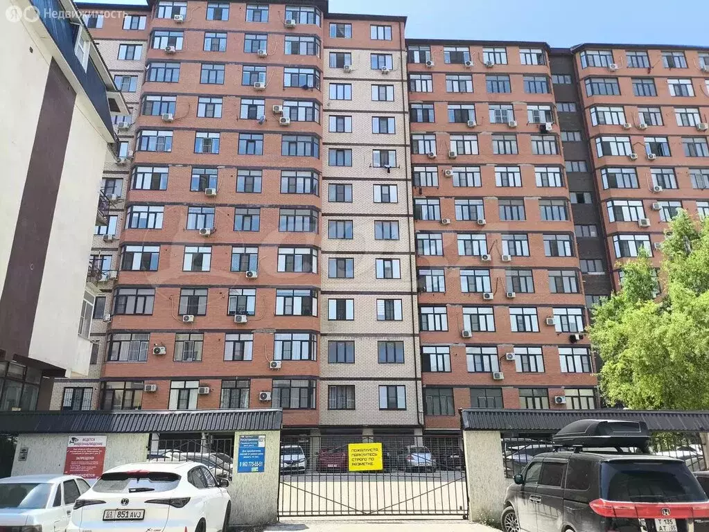 3-комнатная квартира: Махачкала, 2-й Гапцахский тупик, 3 (120 м) - Фото 2
