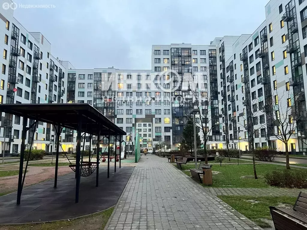 2-комнатная квартира: Молоково, Ново-Молоковский бульвар, 8 (56.6 м) - Фото 1