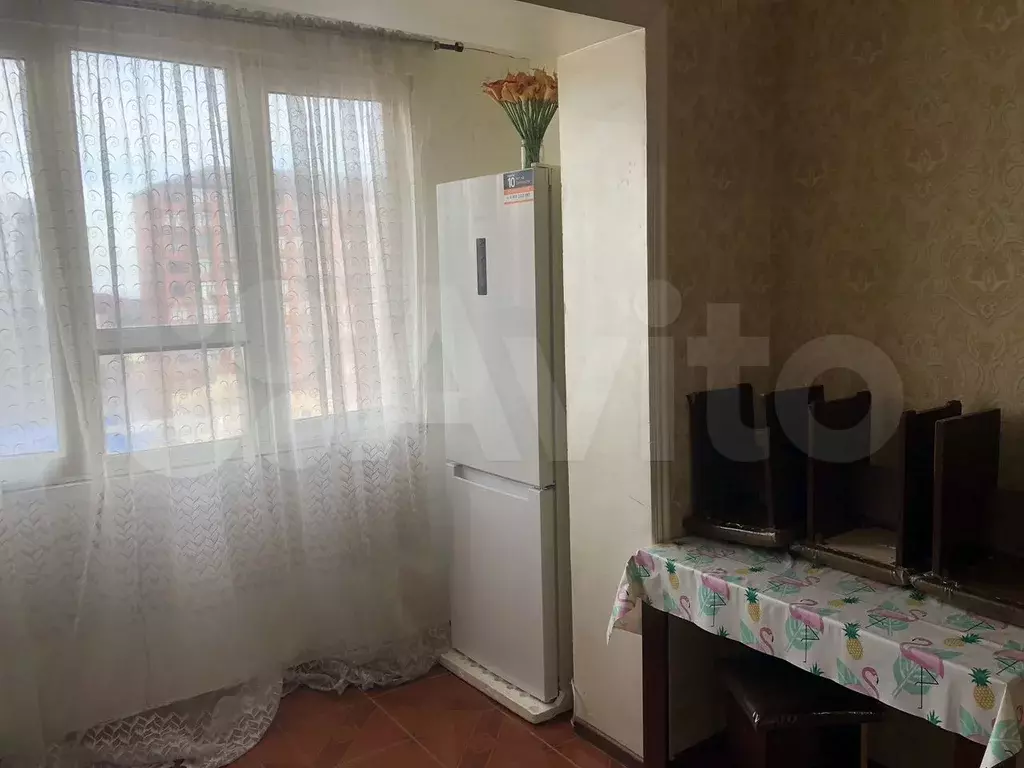 1-к. квартира, 38 м, 8/10 эт. - Фото 1