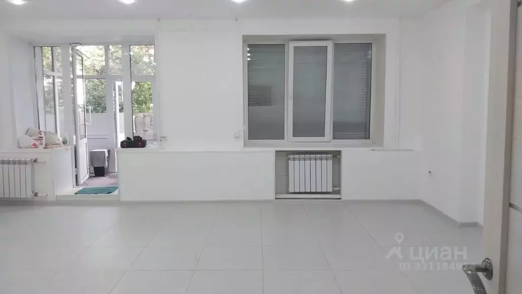 Помещение свободного назначения в Бурятия, Улан-Удэ ул. Революции 1905 ... - Фото 2
