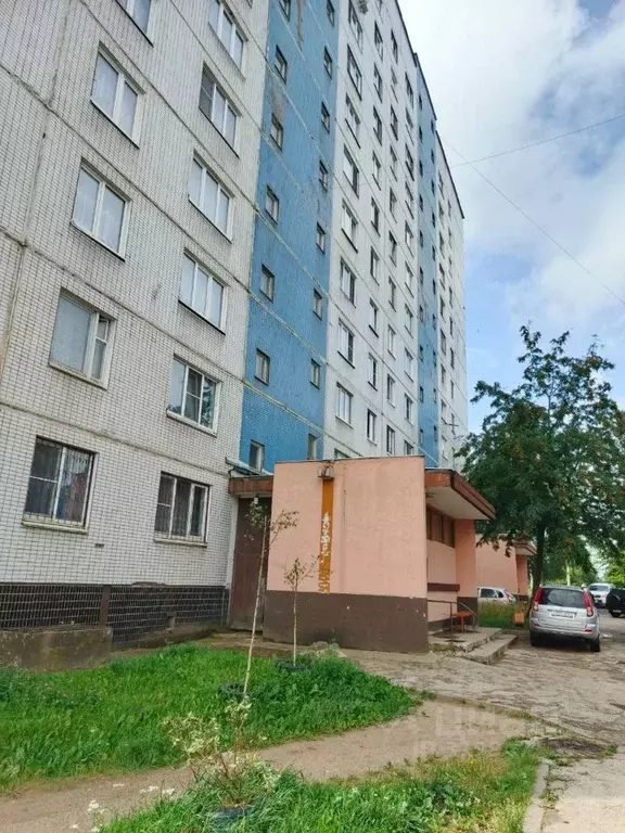 2-к кв. Смоленская область, Вязьма Московская ул., 25 (52.7 м) - Фото 0