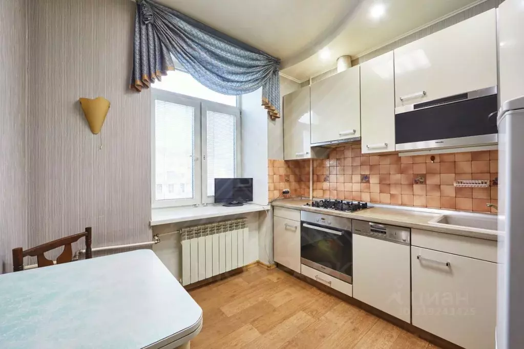 3-к кв. Челябинская область, Челябинск ул. Доватора, 19 (79.3 м) - Фото 2