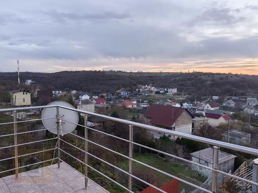 Дом в Севастополь Алькадар садоводческое товарищество, 185 (375 м) - Фото 1