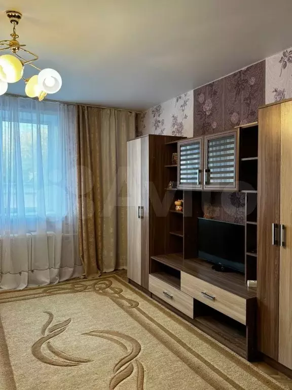 2-к. квартира, 65 м, 4/9 эт. - Фото 1