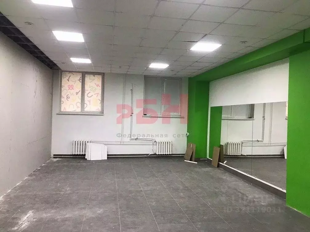 Торговая площадь в Самарская область, Самара просека 5-я, 99А (250 м) - Фото 1