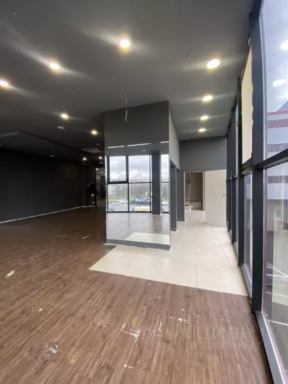 Торговая площадь в Северная Осетия, Владикавказ ул. Астана Кесаева, 2 ... - Фото 1