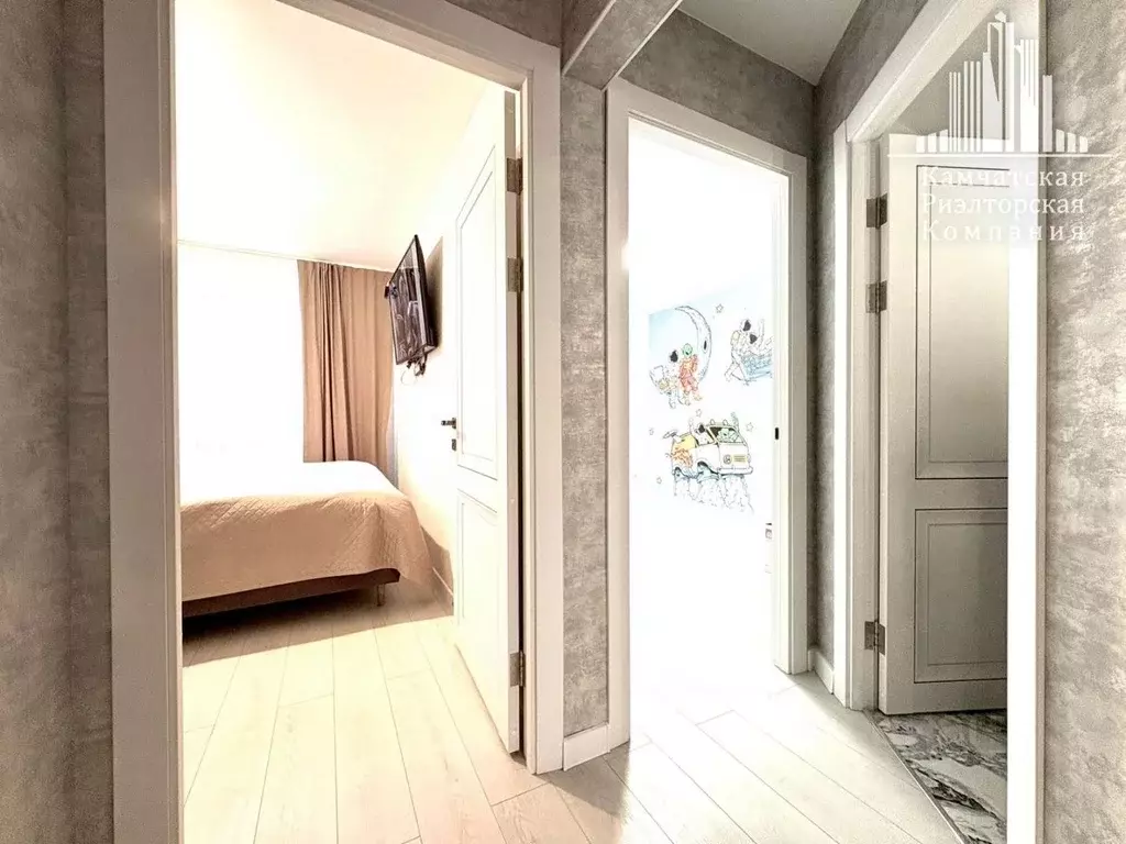 3-к кв. Камчатский край, Елизовский муниципальный округ, пос. ... - Фото 2