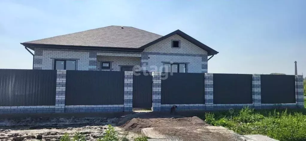 Дом в Тюменская область, Тюменский муниципальный округ, с. Червишево  ... - Фото 1