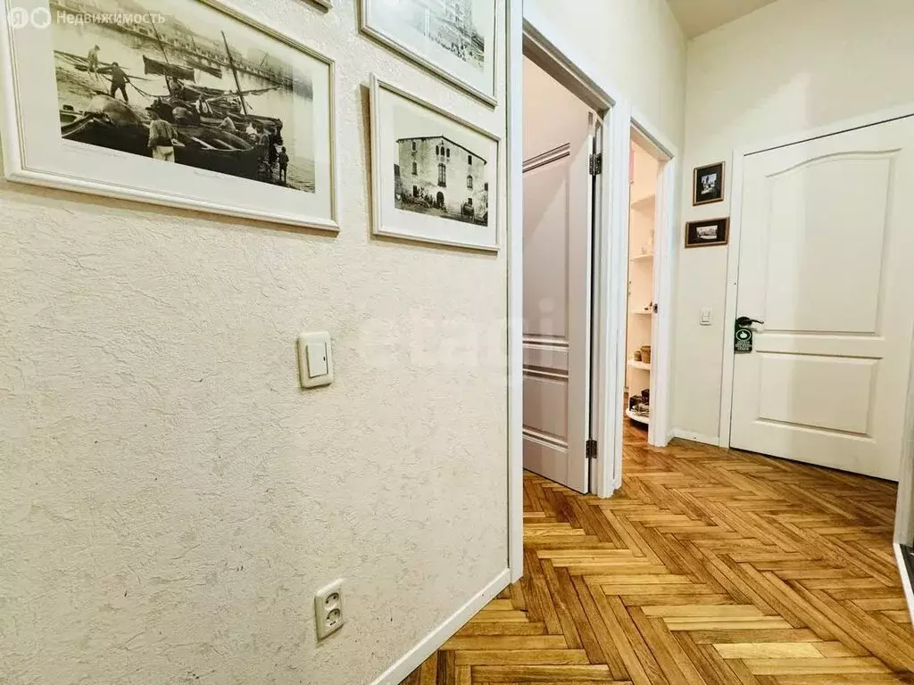 4-комнатная квартира: Ярославль, проспект Ленина, 18/50 (82.6 м) - Фото 0