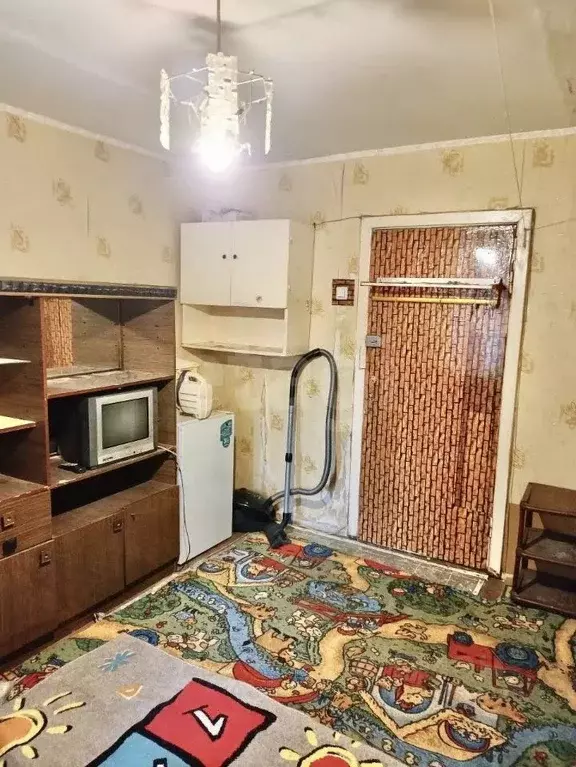 Комната Тюменская область, Тюмень ул. Республики, 218 (13.9 м) - Фото 1