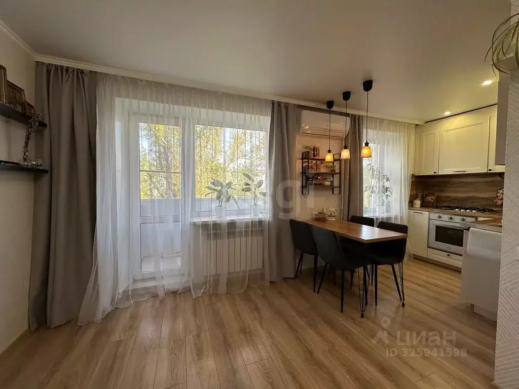 3-к кв. Ростовская область, Таганрог ул. Пальмиро Тольятти, 12-2 (60.0 ... - Фото 0