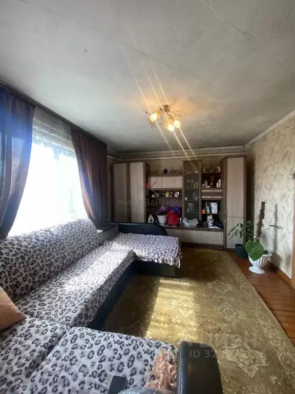 Дом в Тыва, Кызыл ул. Фрунзе (46 м) - Фото 1