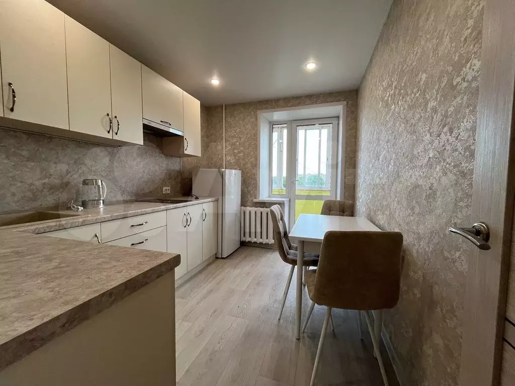 1-к. квартира, 40 м, 9/9 эт. - Фото 1