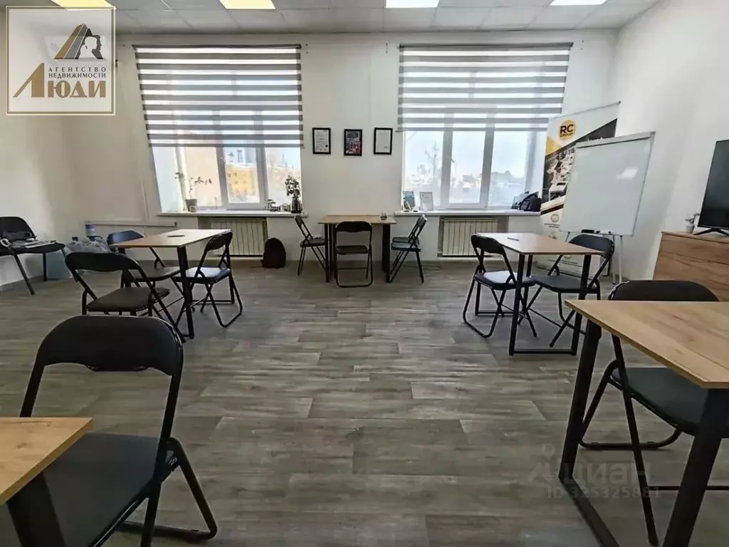 Помещение свободного назначения в Новосибирская область, Новосибирск ... - Фото 1