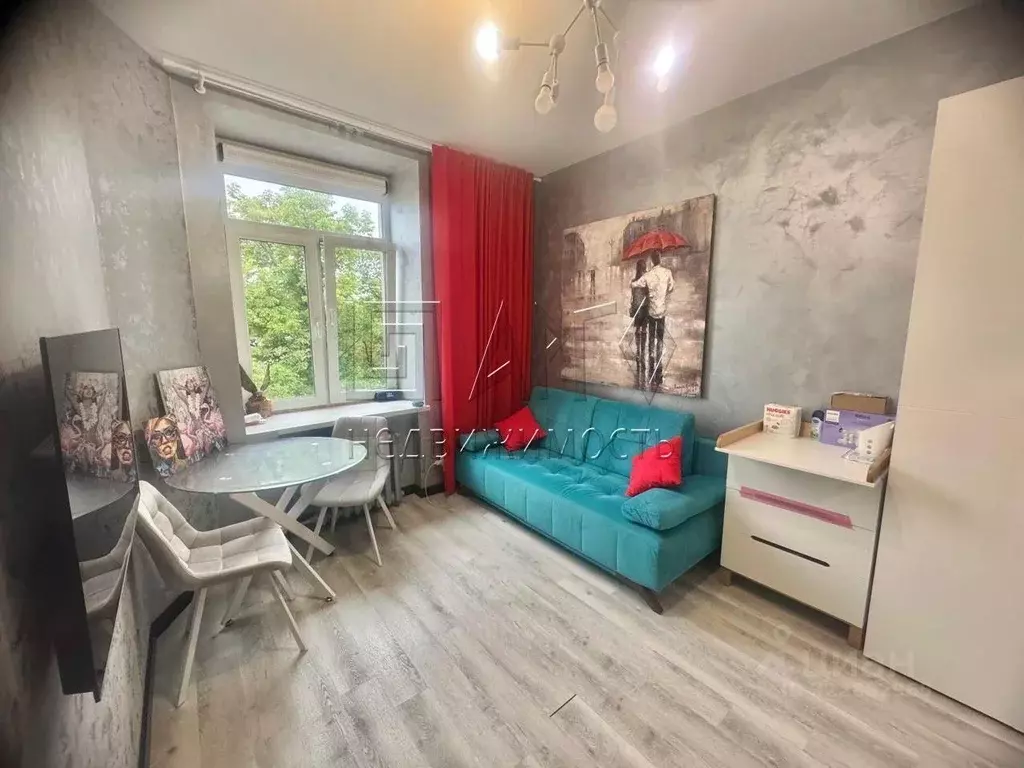 Комната Санкт-Петербург просп. Стачек, 46 (27.7 м) - Фото 1