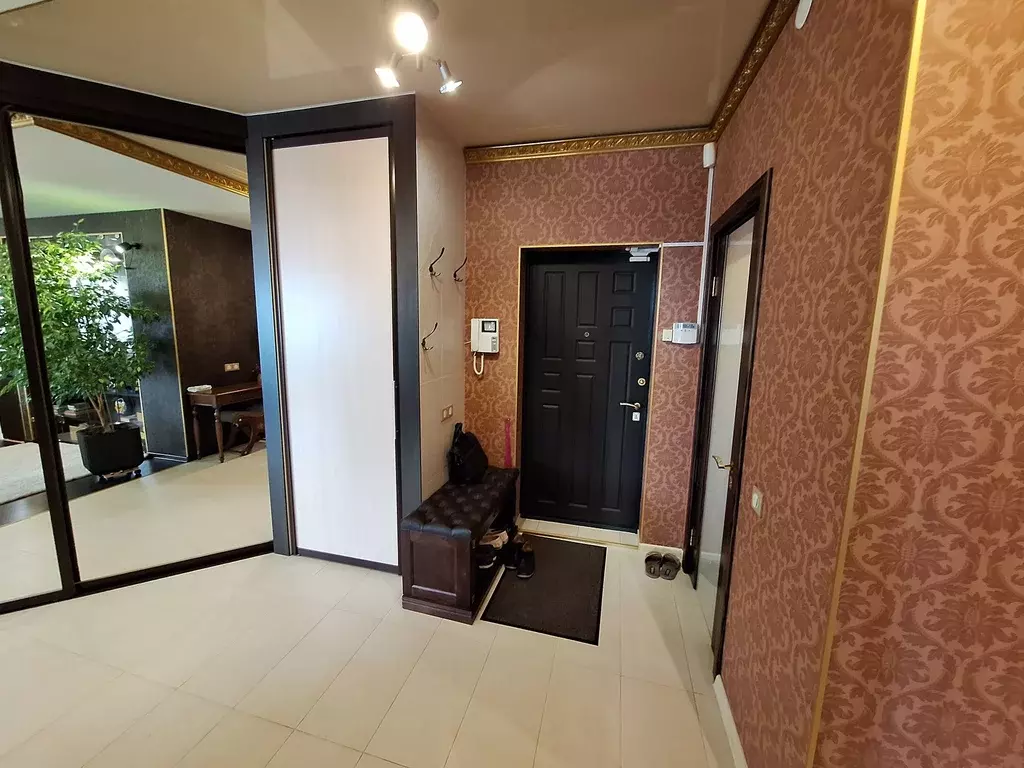 Продаётся 3-к квартира, 113.6 м - Фото 1