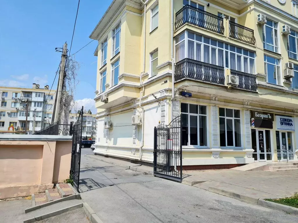 1-к. квартира, 46 м, 2/5 эт. - Фото 0