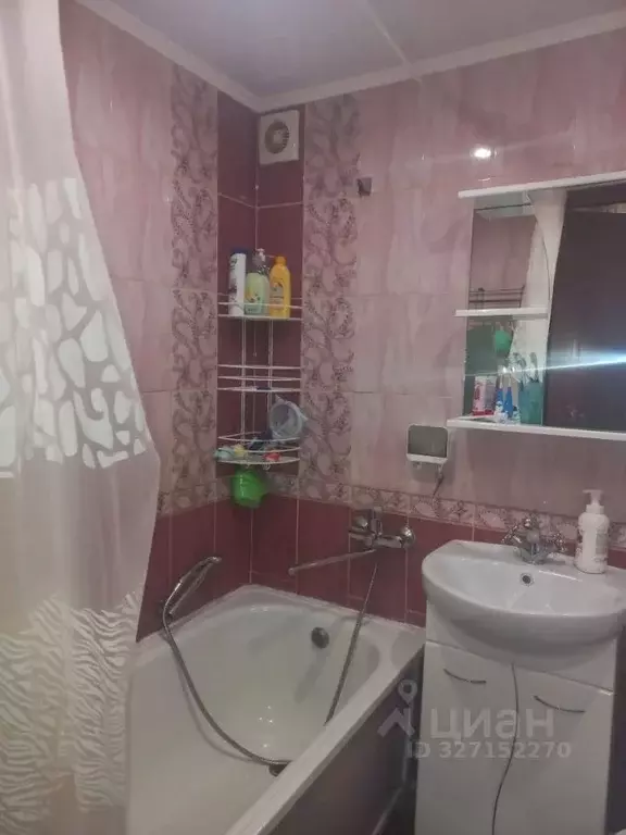 2-к кв. Саратовская область, Энгельс Полтавская ул., 58 (45.3 м) - Фото 1