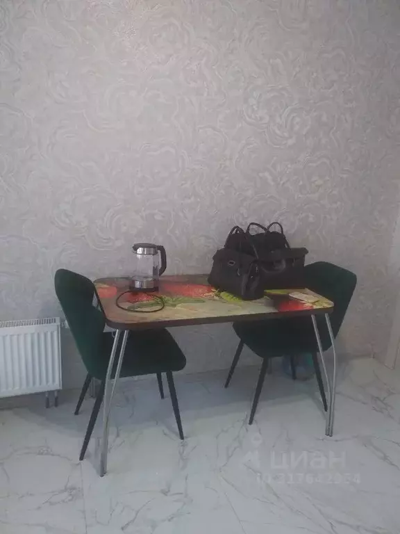 1-к кв. Воронежская область, Лиски ул. Коминтерна, 33 (35.0 м) - Фото 0