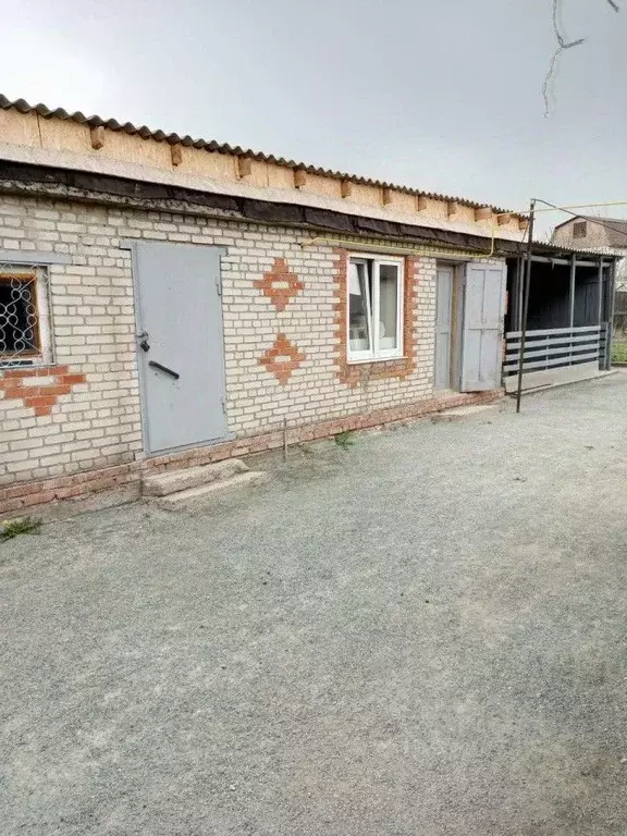 Дом в Оренбургская область, Орск пос. Степной, ул. Гарина, 85 (107 м) - Фото 0