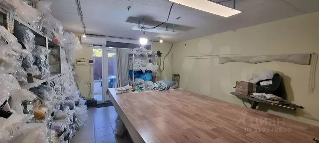 Гараж в Краснодарский край, Новороссийск 10-й мкр,  (30 м) - Фото 1