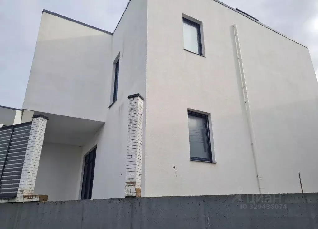 Таунхаус в Севастополь ул. Парковая, 10/11Б (150 м) - Фото 2