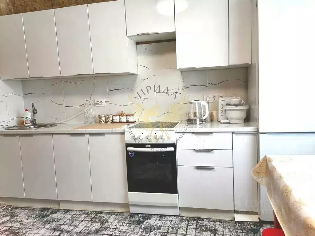 1-к кв. Белгородская область, Старый Оскол Жукова мкр, 44 (37.0 м) - Фото 1