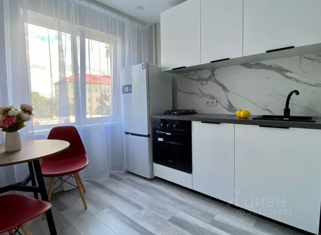 2-к кв. Омская область, Омск просп. Карла Маркса, 79а (41.7 м) - Фото 2