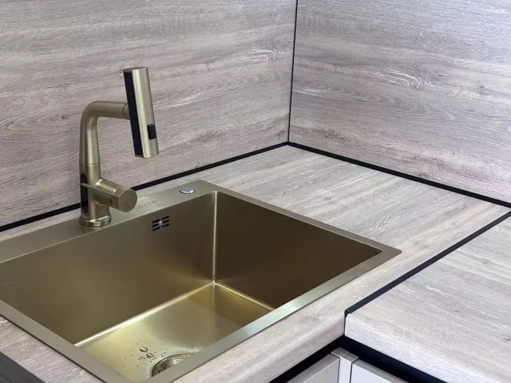 1-к кв. Астраханская область, Астрахань ул. Бехтерева, 2В (42.8 м) - Фото 2