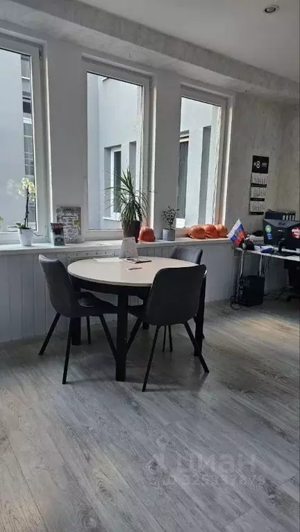 Офис в Калининградская область, Калининград ул. Сергеева, 14 (18 м) - Фото 2