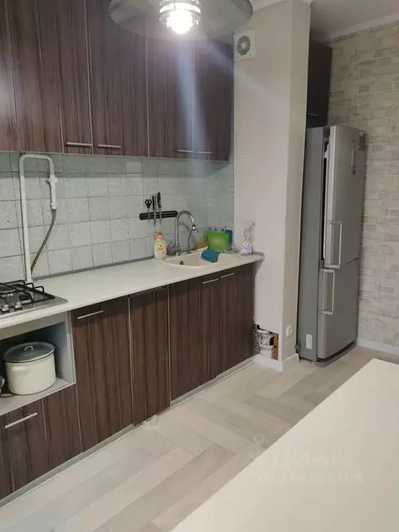 3-к кв. Крым, Симферополь ул. Героев Сталинграда, 35 (63.0 м) - Фото 2