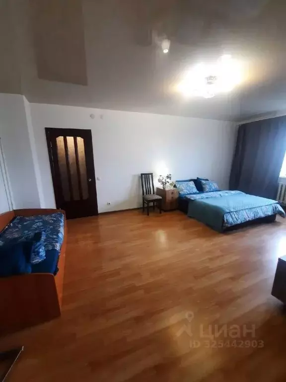 2-к кв. Кировская область, Киров ул. Горького, 19 (72.0 м) - Фото 1