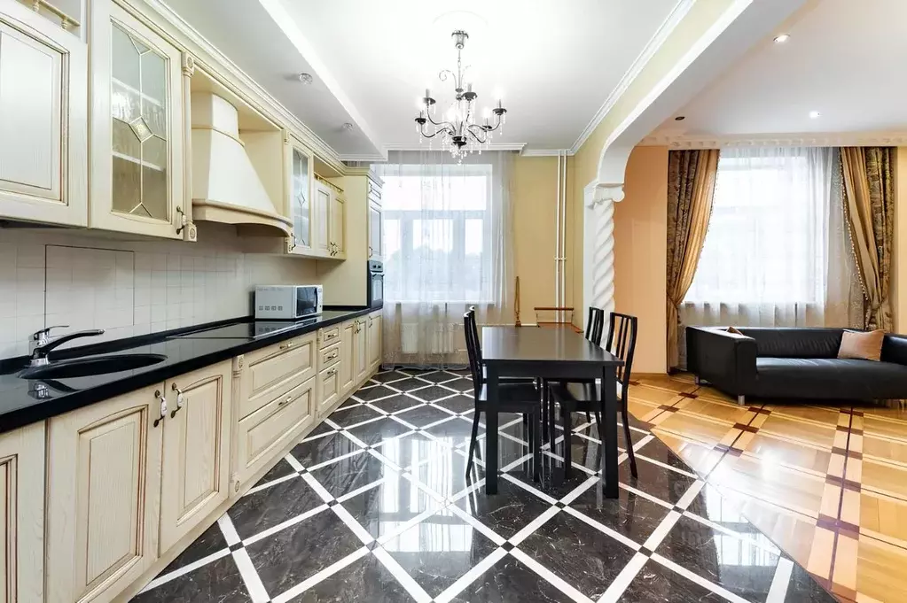 2-к кв. Москва Ломоносовский просп., 29к3 (91.0 м) - Фото 0