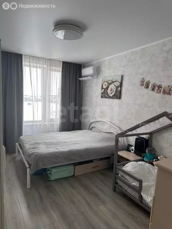 2-комнатная квартира: Таганрог, улица Галицкого, 59А (68 м) - Фото 1