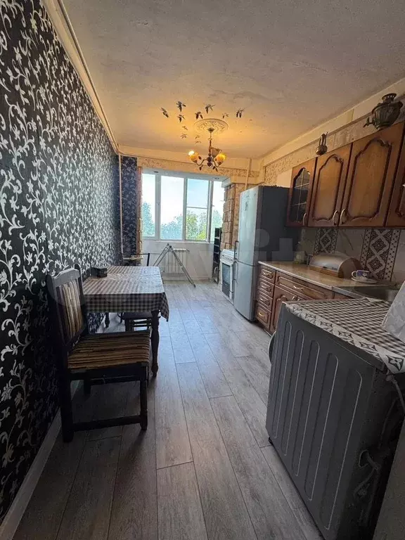 2-к. квартира, 60 м, 2/5 эт. - Фото 1