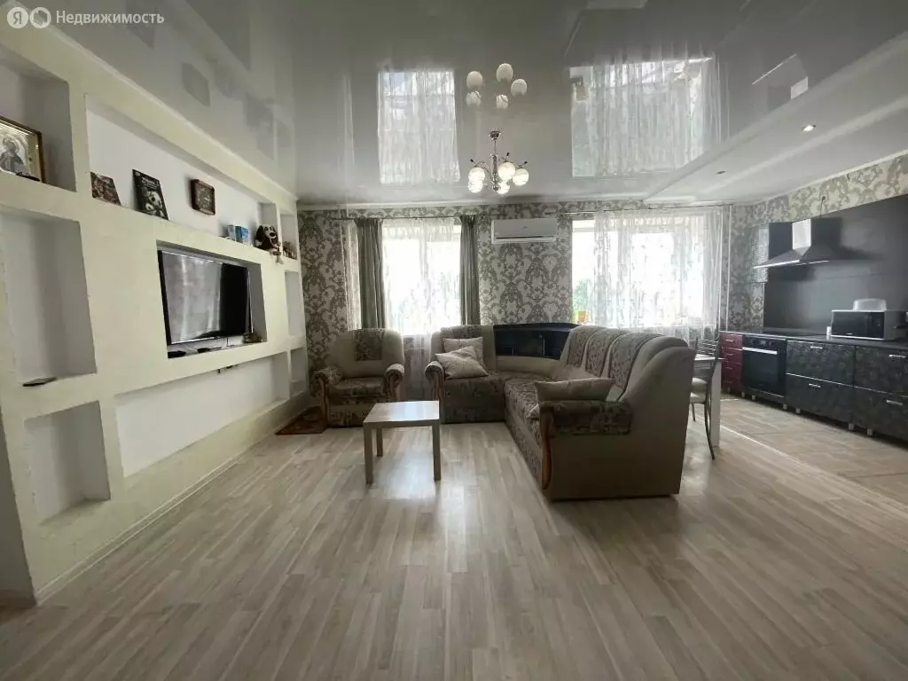 3-комнатная квартира: Оренбург, Пролетарская улица, 288/3 (75 м) - Фото 1