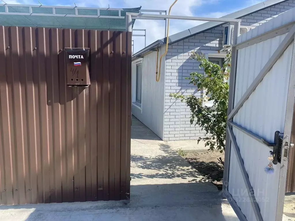 Дом в Краснодарский край, Темрюкский район, Голубицкое с/пос, ... - Фото 2