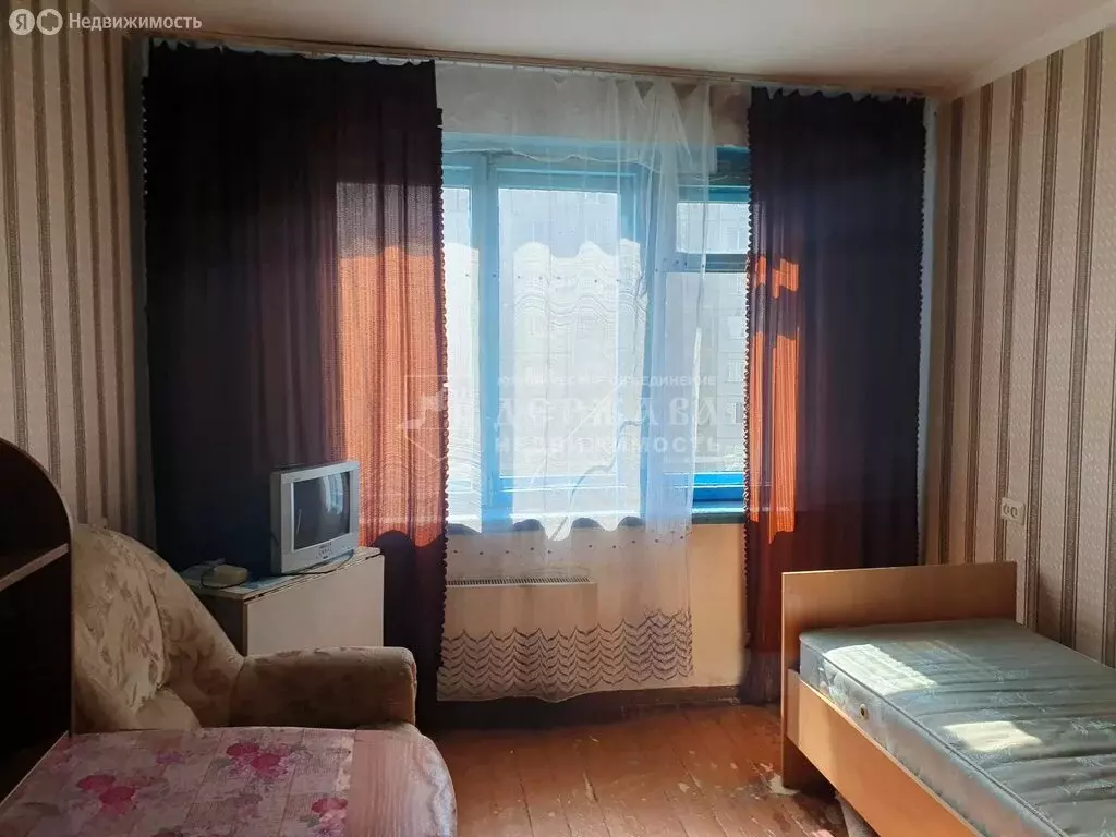 1-комнатная квартира: Кемерово, проспект Ленина, 137А (17 м) - Фото 0
